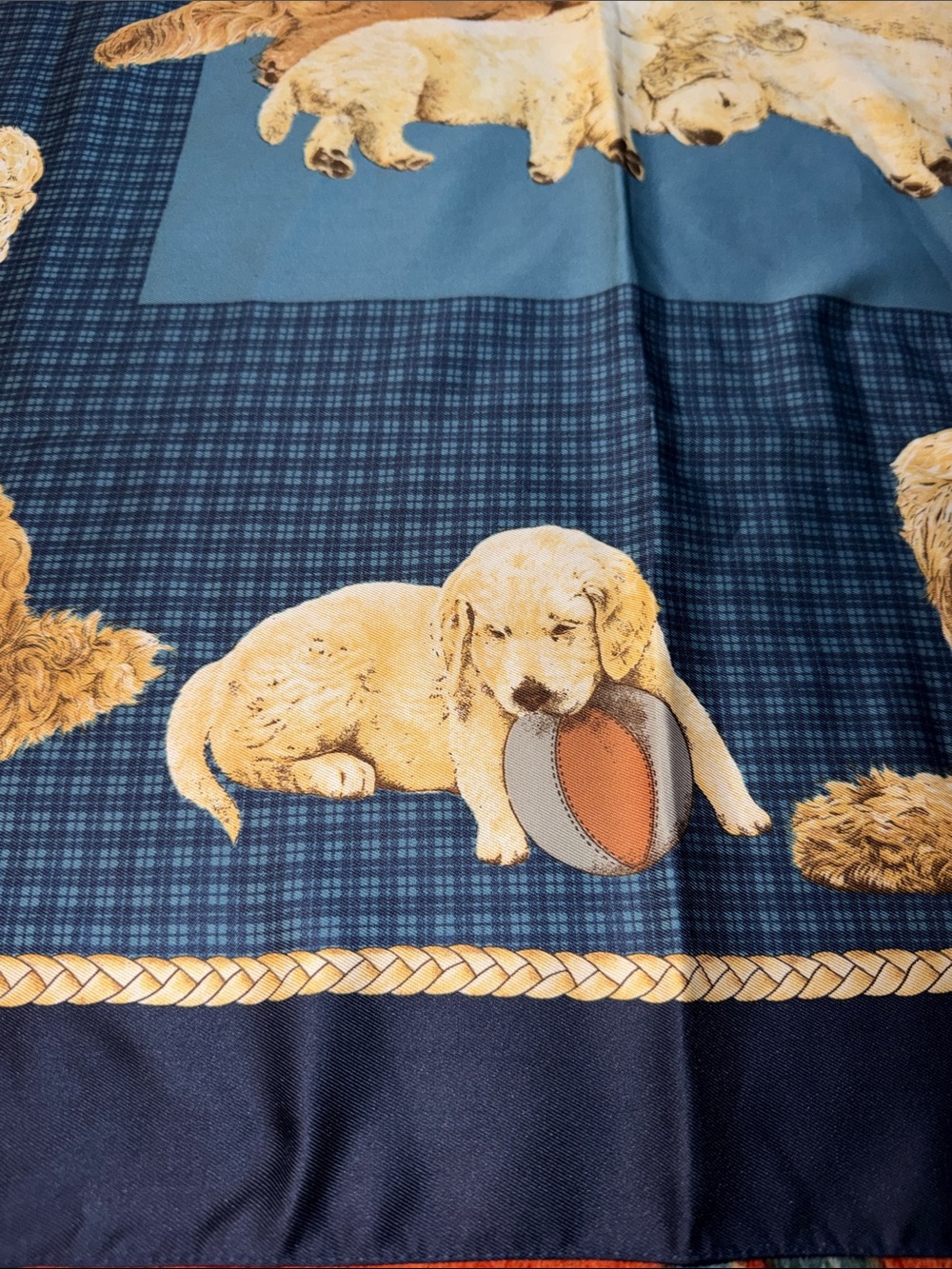 Vintage SYMPHONY SCARFS Dog Print Collectible Square Scarf 34" squared - Picture 7 of 7